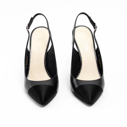 Pre-Loved Chanel™ Black Calfskin Leather Velvet Tip Slingback Sandals Size 39